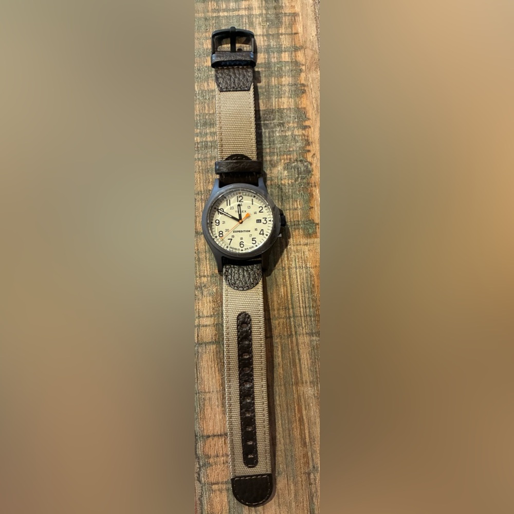 Timex Expedition Fabric Strap with Leather Trim Watch - Picture 3 of 9